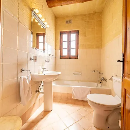 San Pietru Farmhouse * ガルブ